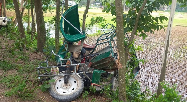 গাইবান্ধায় পিকআপ ভ্যান-ইজিবাইক সংঘর্ষে দুইজন নিহত 